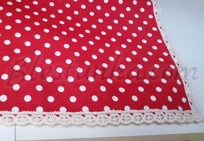 Table runner "Red dots"