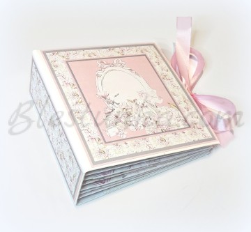 Албум "Розовото зайче"