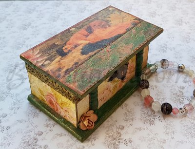 Caja de madera para joyas 