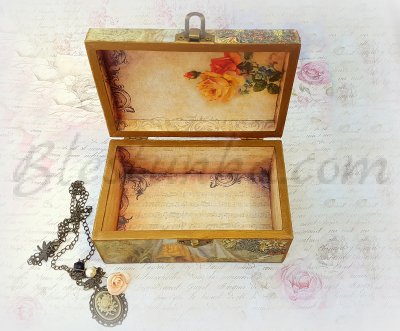 A  jewellery box 