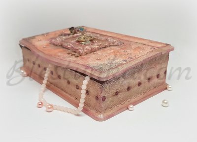 A jewellery box 