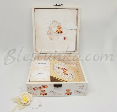 Baby`s Treasures Box "Sweet baby" in ecru colour