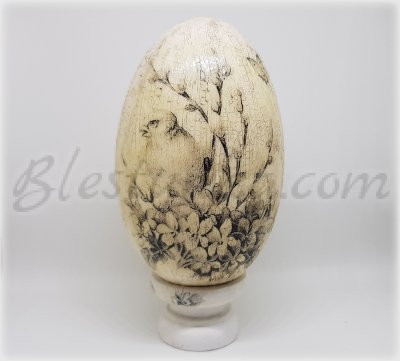 Huevo de cerámica decorativo "El pаjarito" 