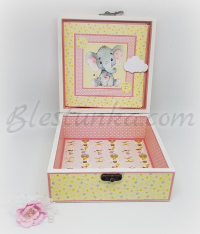 Кутия за бебешки съкровища "Малкото слонче" - момиче