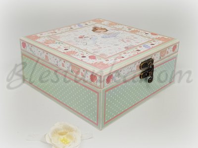 Кутия за бебешки съкровища "Момичето с цветята"
