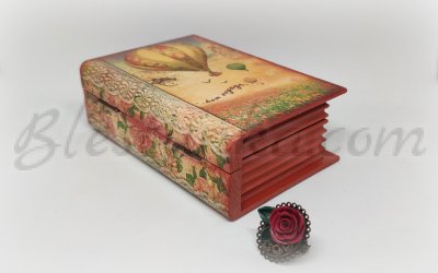 Дървена кутия за съкровища "Романтика" 