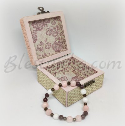 Wooden jewellery box "Expectation" 