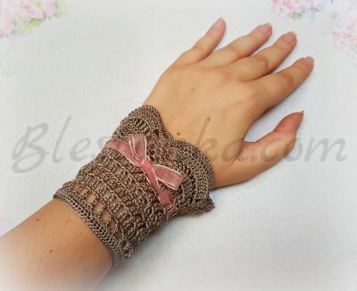 Crochet bracelets "Sisters" -  beige