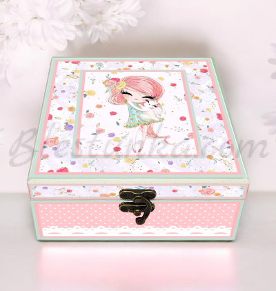 Baby`s Memories Box "The girl with the rabbit"